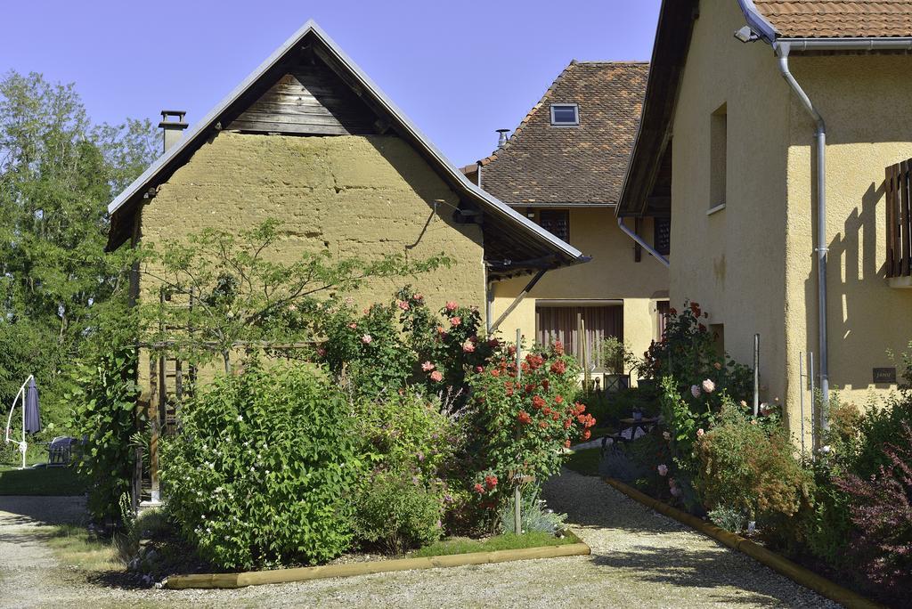 La Parenthese Bed & Breakfast Saint-Genix-sur-Guiers Exterior foto