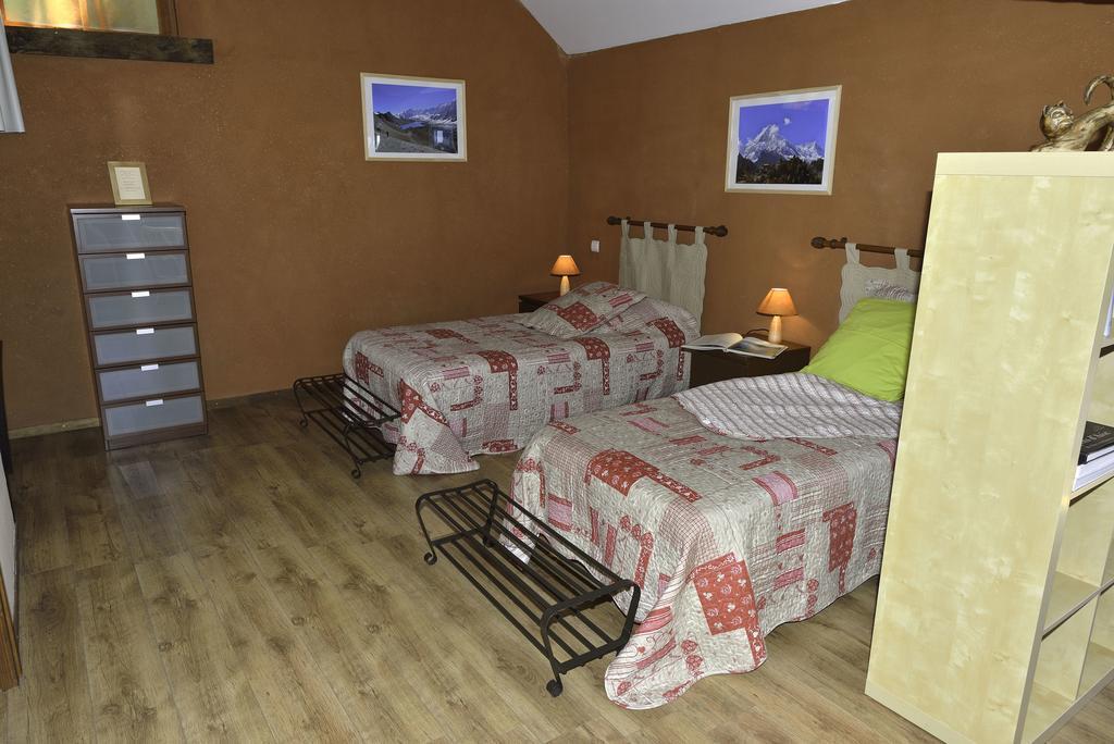 La Parenthese Bed & Breakfast Saint-Genix-sur-Guiers Exterior foto