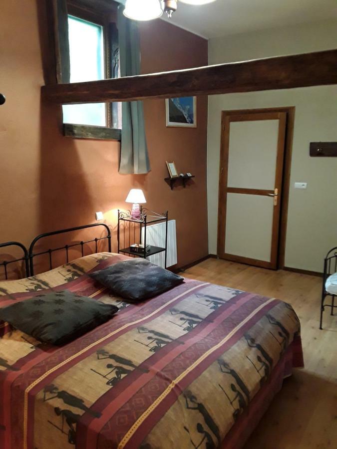 La Parenthese Bed & Breakfast Saint-Genix-sur-Guiers Exterior foto