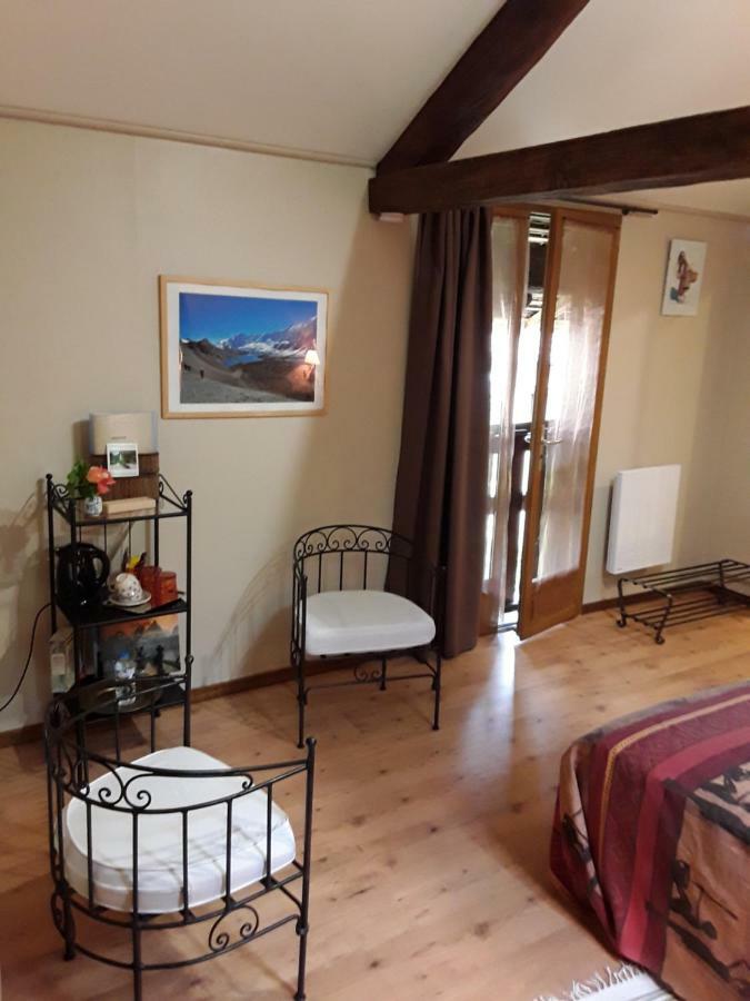 La Parenthese Bed & Breakfast Saint-Genix-sur-Guiers Exterior foto