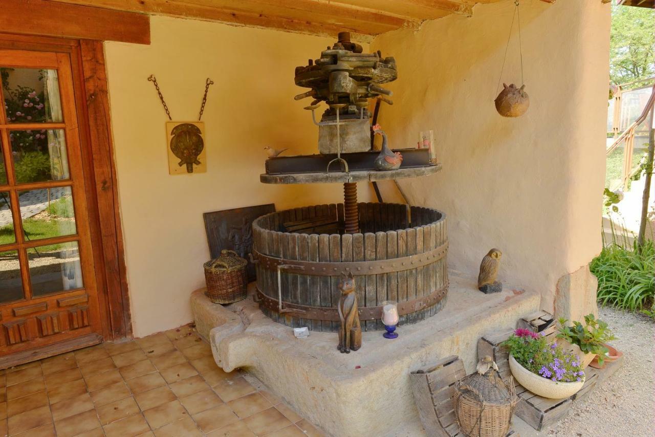 La Parenthese Bed & Breakfast Saint-Genix-sur-Guiers Exterior foto