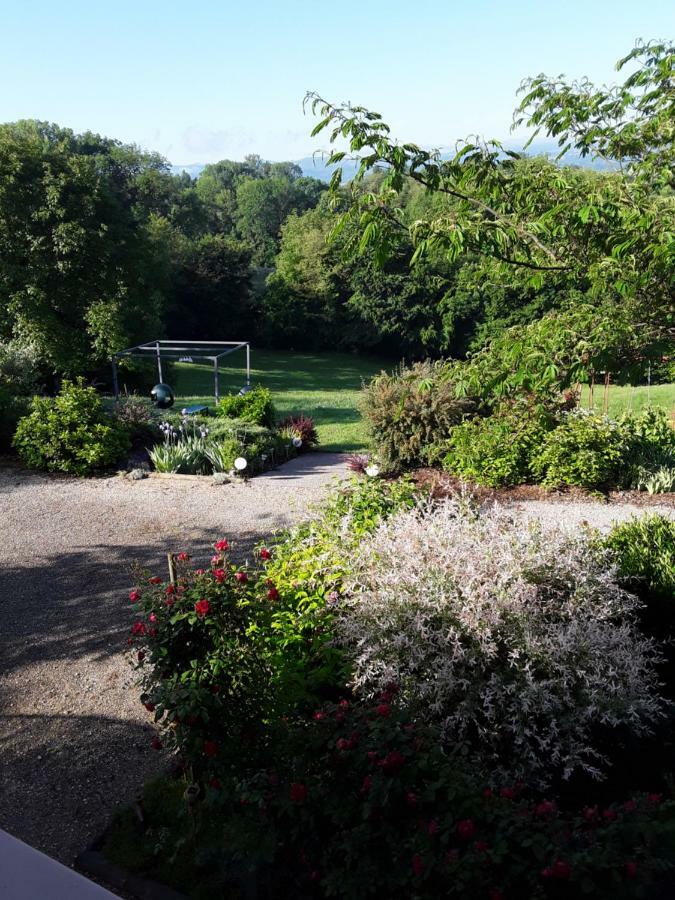 La Parenthese Bed & Breakfast Saint-Genix-sur-Guiers Exterior foto