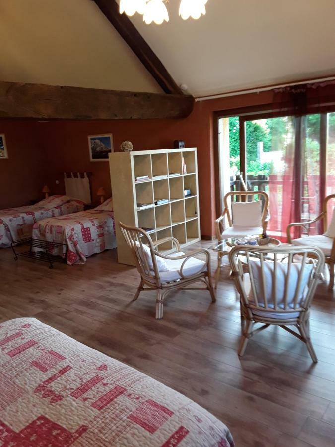La Parenthese Bed & Breakfast Saint-Genix-sur-Guiers Exterior foto